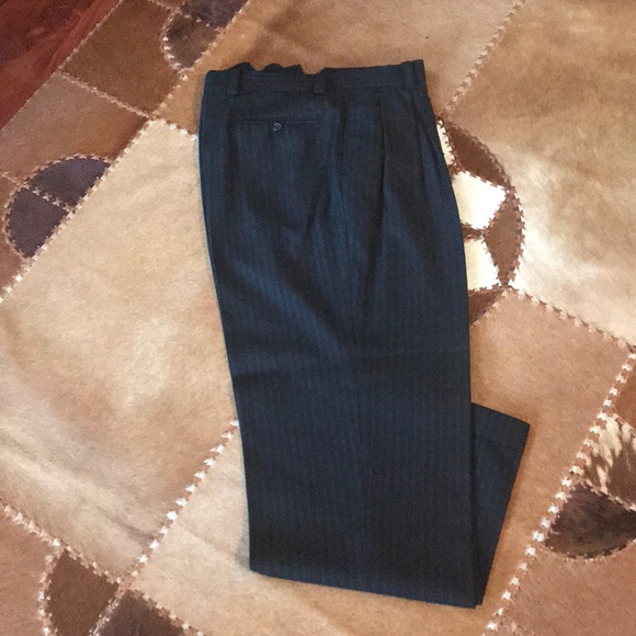 SJ Sean John 2 piece - Picture 4 of 8